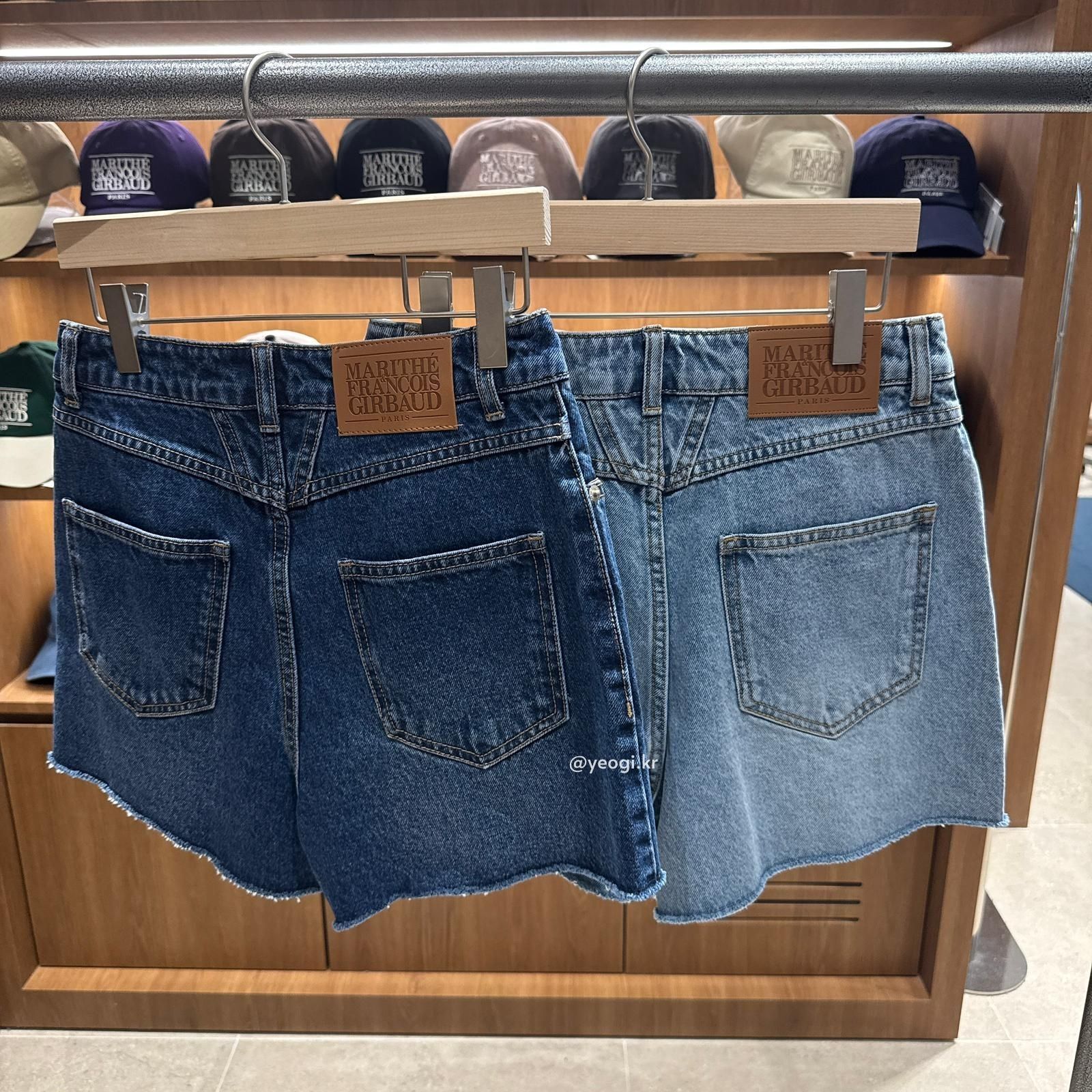 [11/4前入code每件最高可再-$20] MARITHE FRANCOIS GIRBAUD (MFG)｜W RAW EDGE WASHED DENIM SHORTS [2 colors]