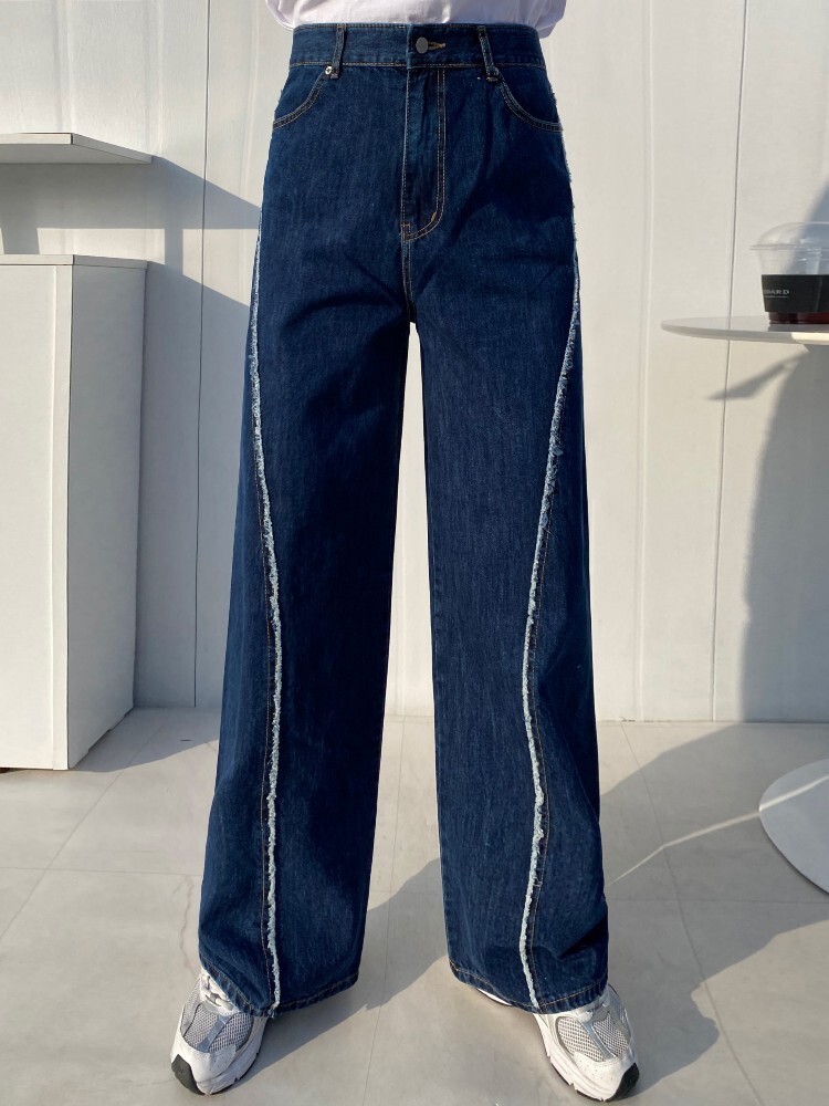 (韓國獨家特價)高級曲線毛邊剪裁牛仔褲