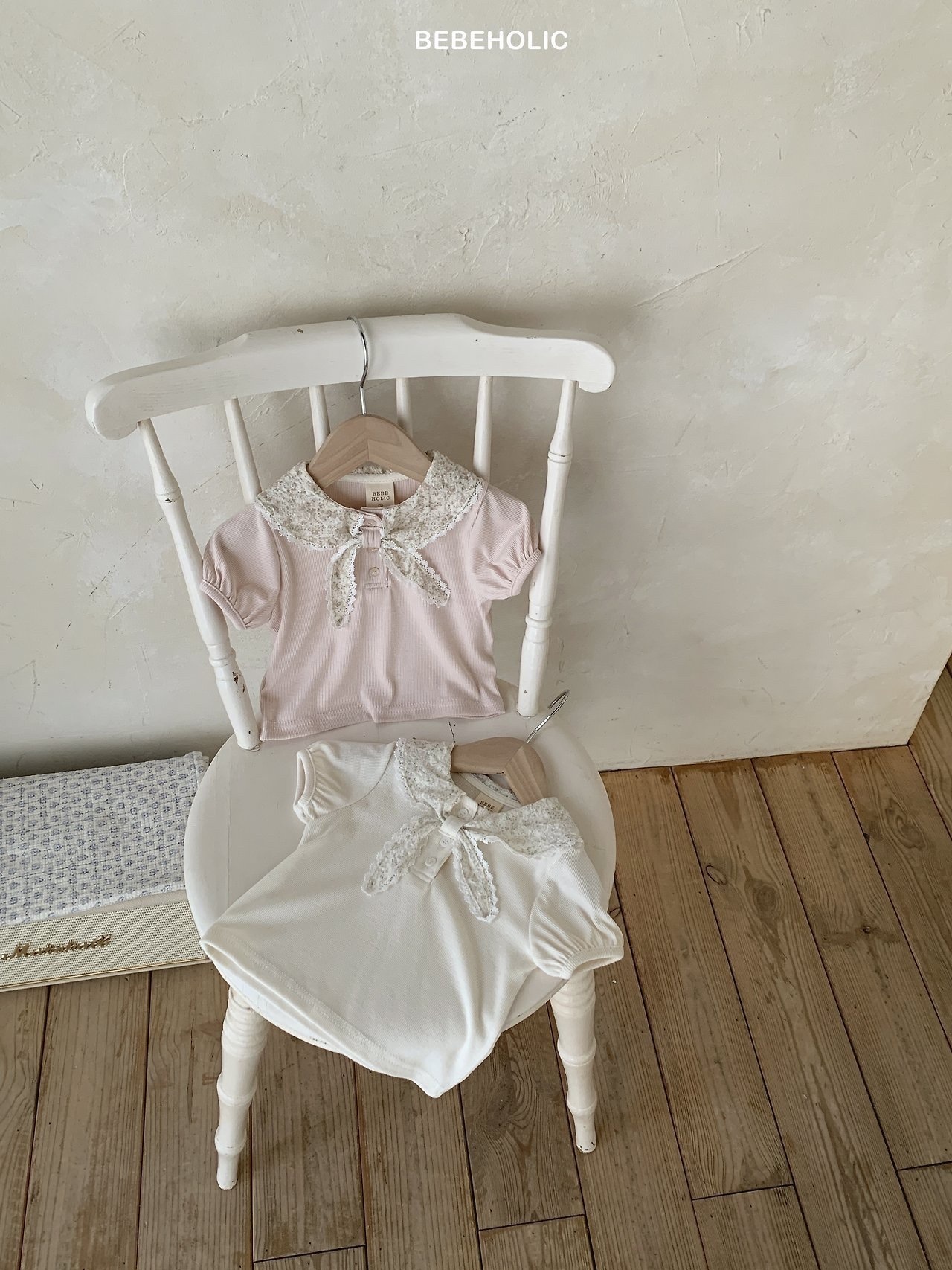 Bebe Holic Sailor Collar Tee
