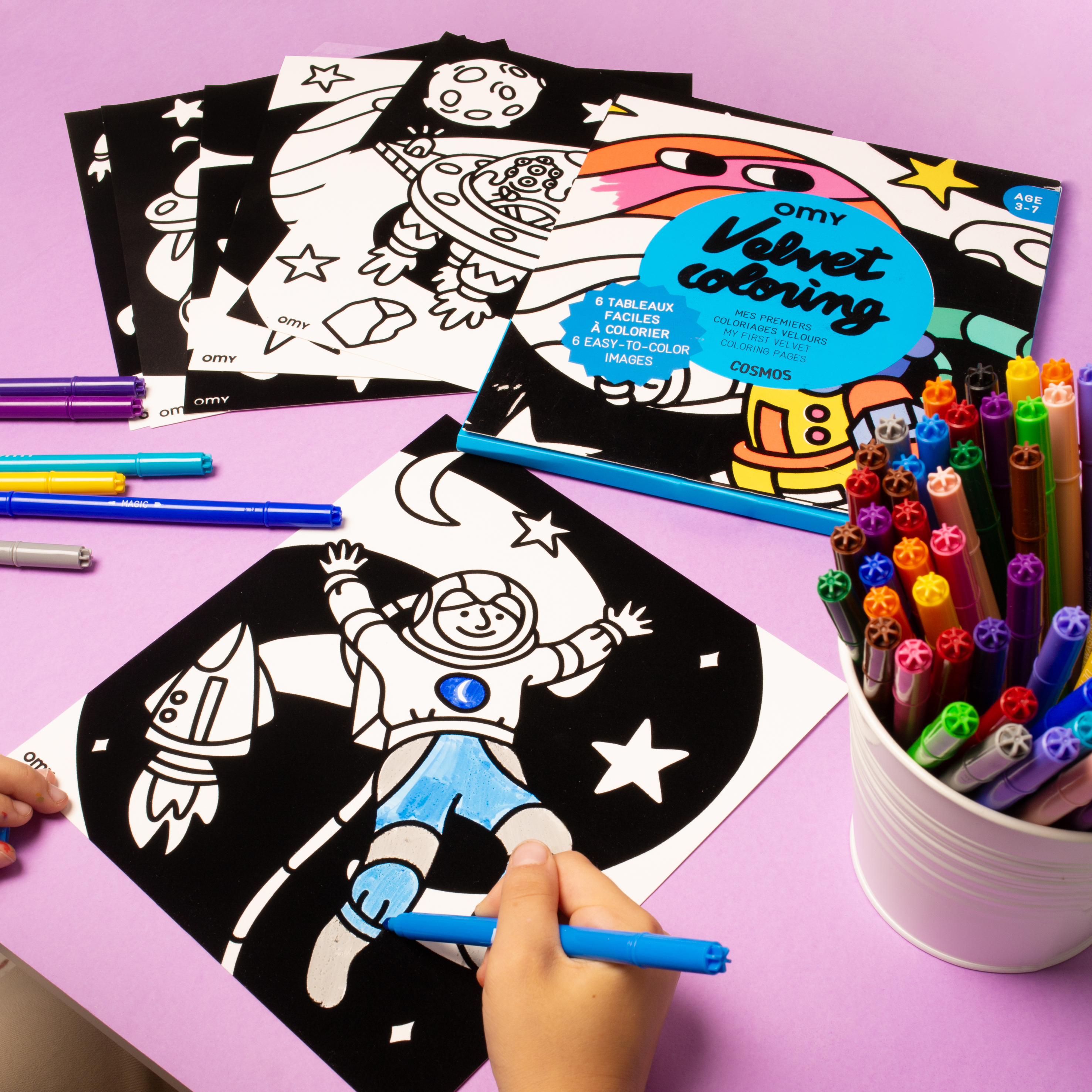 〖 OMY 〗太空人絨面著色畫紙