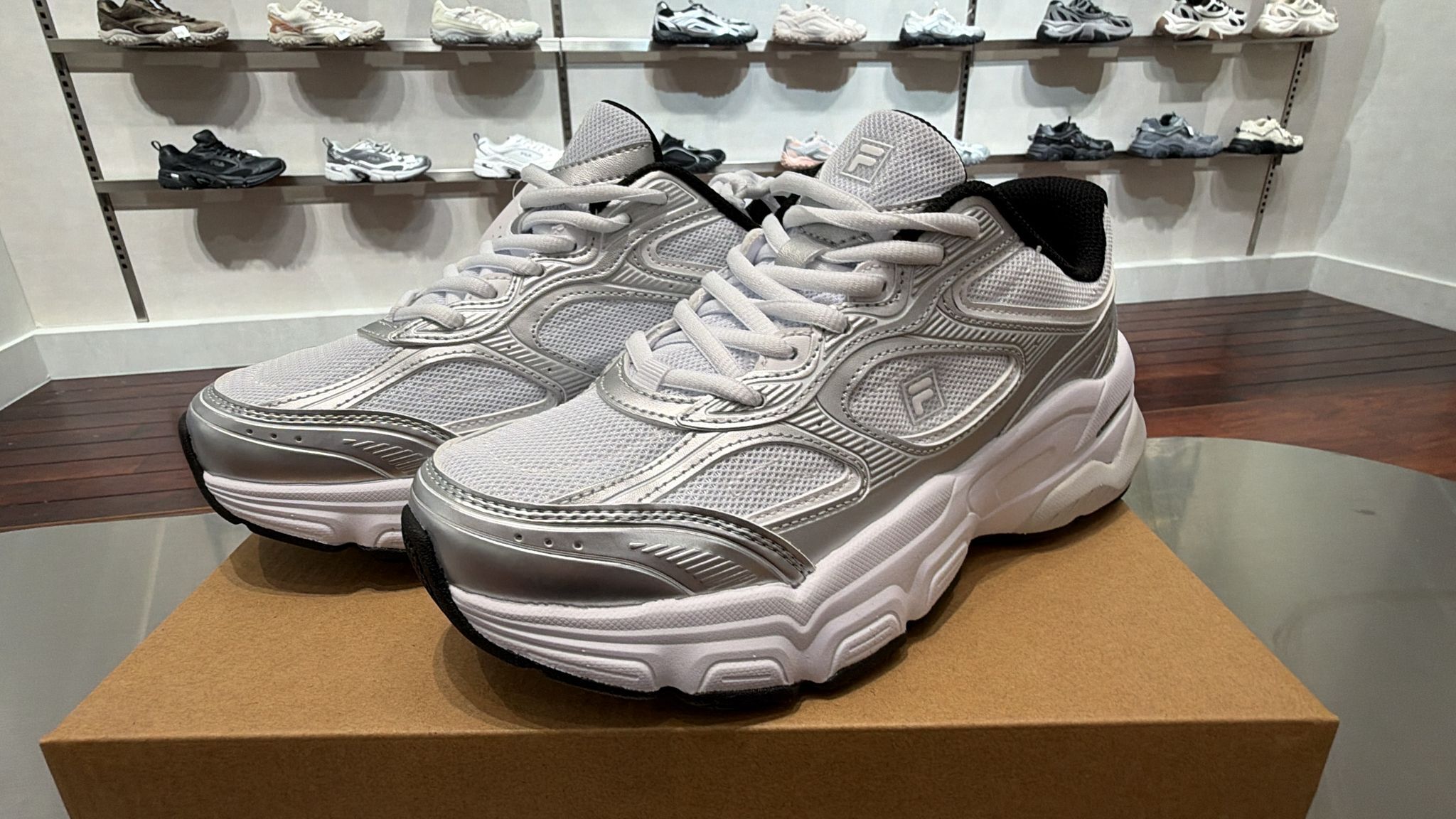 【直播】FILA LX0404504 波鞋 (1RM02932H-010)