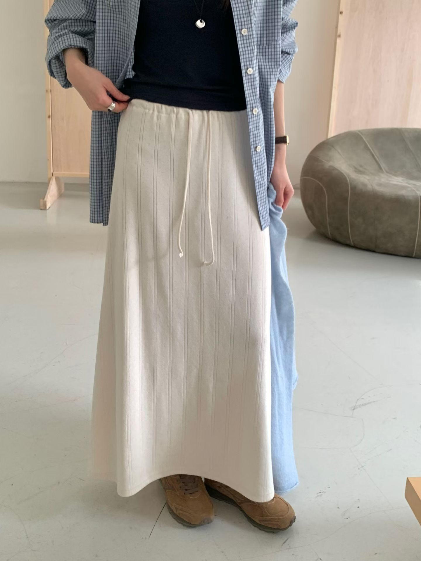 暗直紋半長裙(米色)