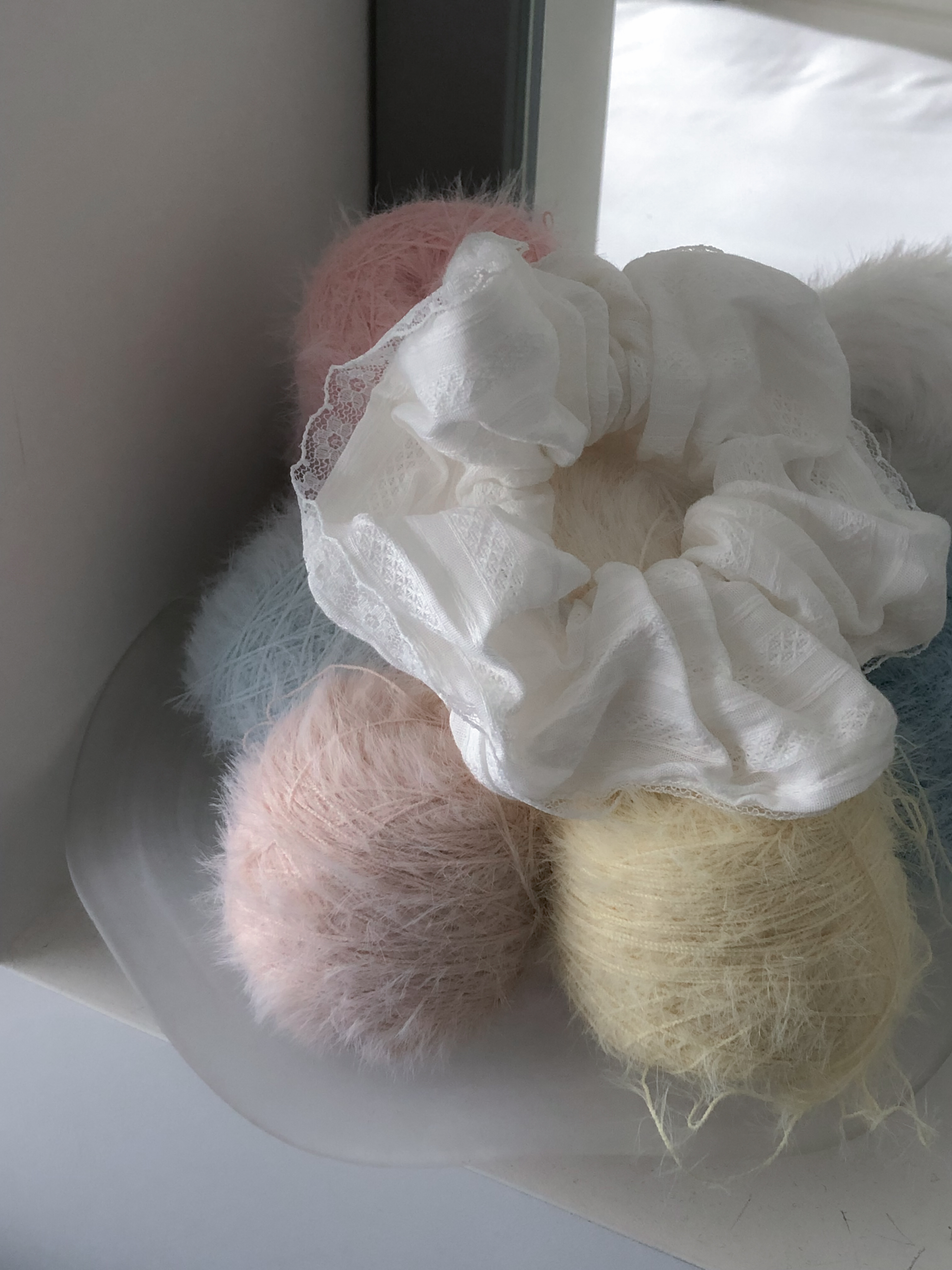 法式奶霜蕾絲大腸圈