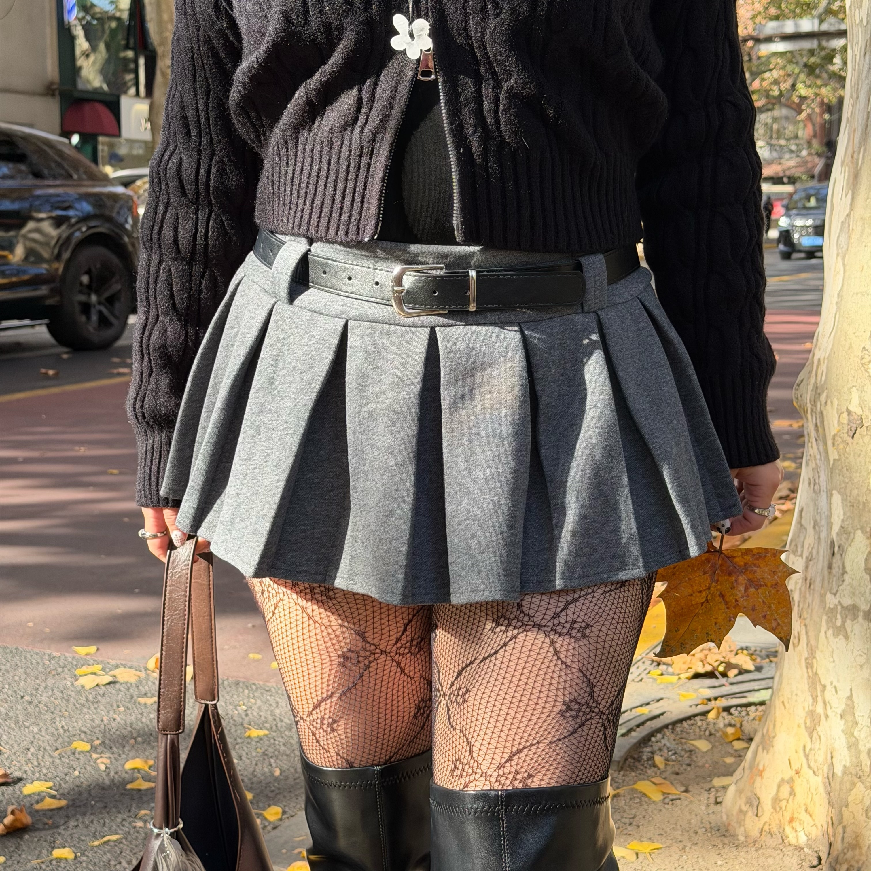 B4 辣妹比例 百褶褲裙（黑/灰）