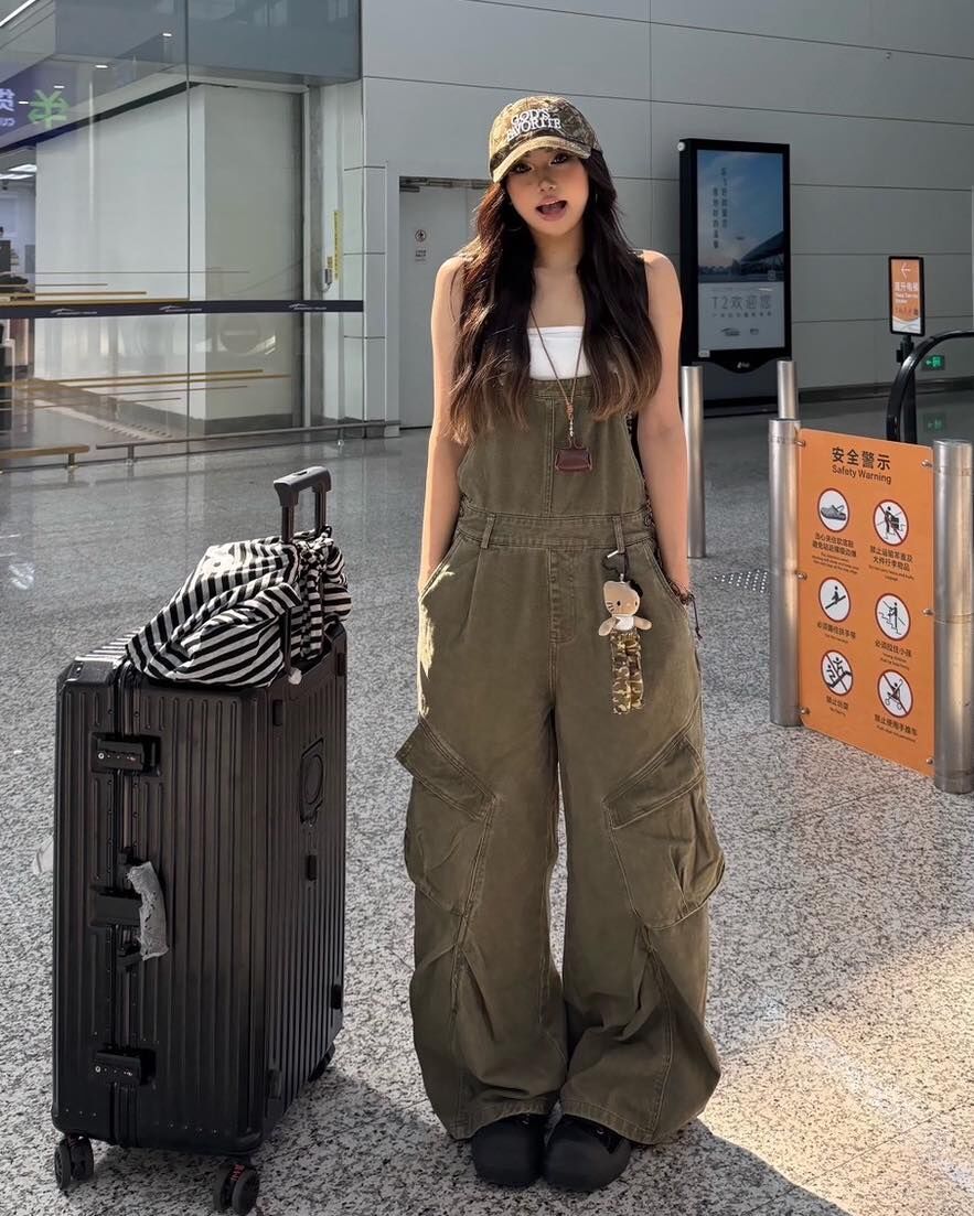 【時髦街頭風美式工裝吊帶連身褲】（預購）