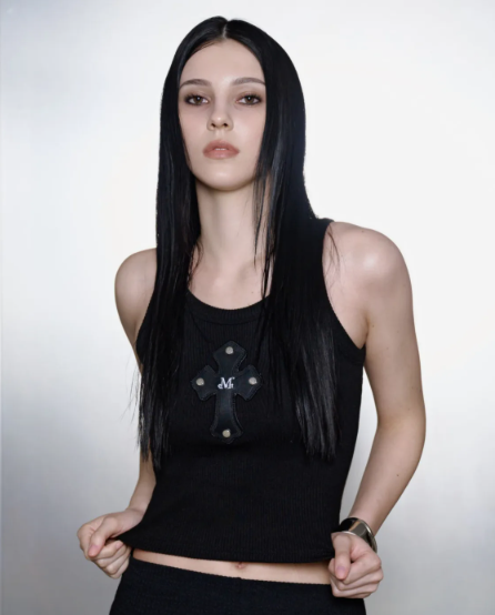 韓國🇰🇷連線 MUCENT Logo十字架皮革羅紋小背心 十字架 小背心 小可愛 羅紋 無袖背心 短版 2色(任買兩件7-11免運)/預購