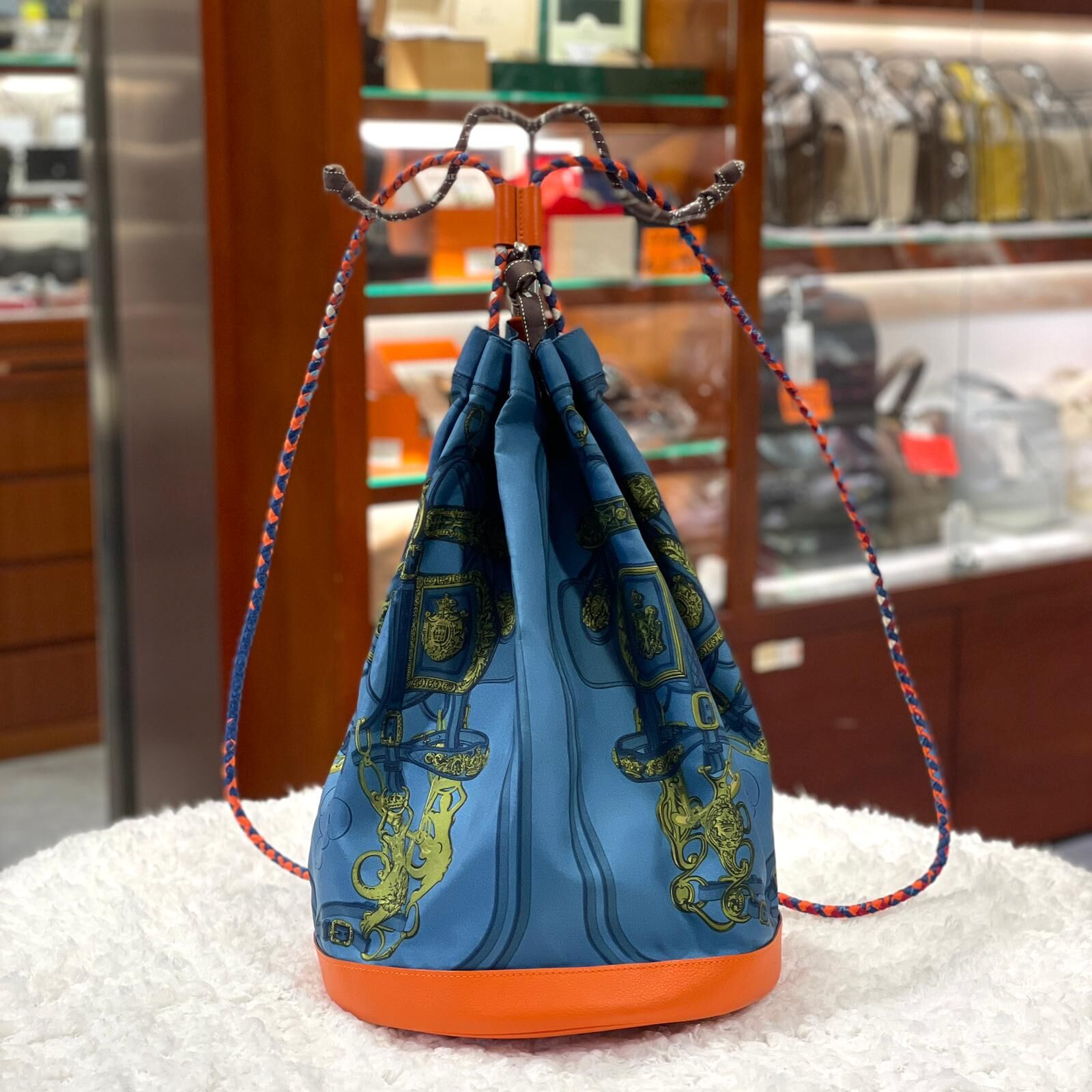 95%NEW二手HERMES背包 Hermes Fair絲質/牛皮皮革Soie Cool Backpack銀扣 #香榭站正品