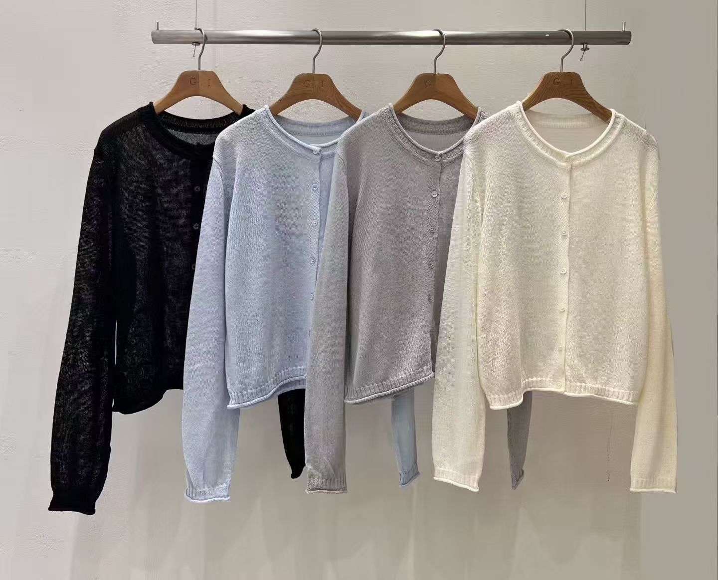 GI6032 捲捲織紋排扣甜美外套