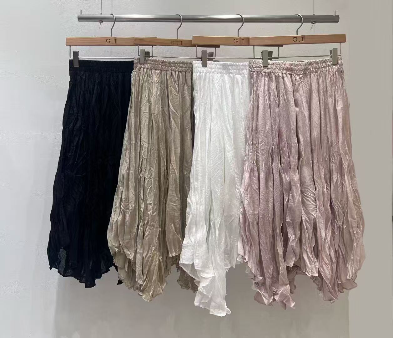 GI6034 珠光不規則皺皺橡筋半身裙