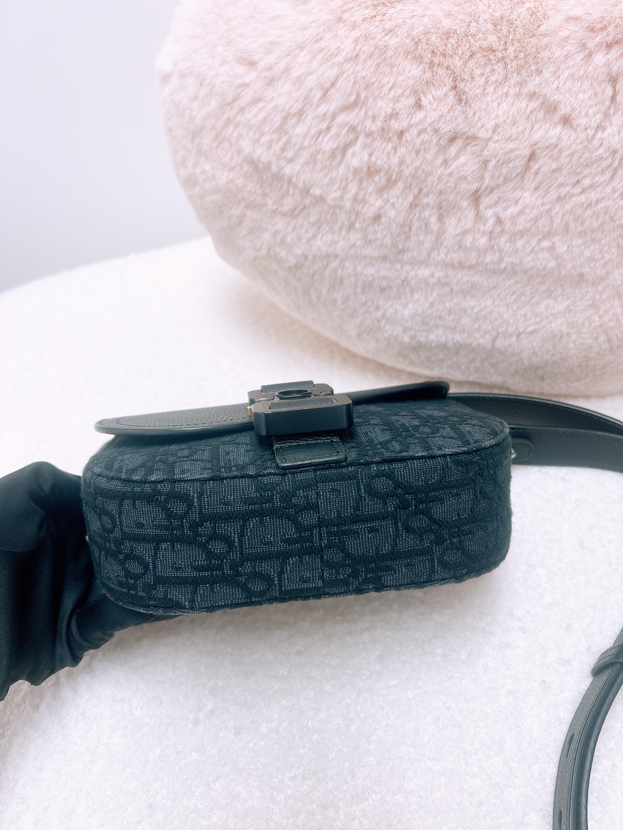 Dior saddle messenger mini (black oblique)