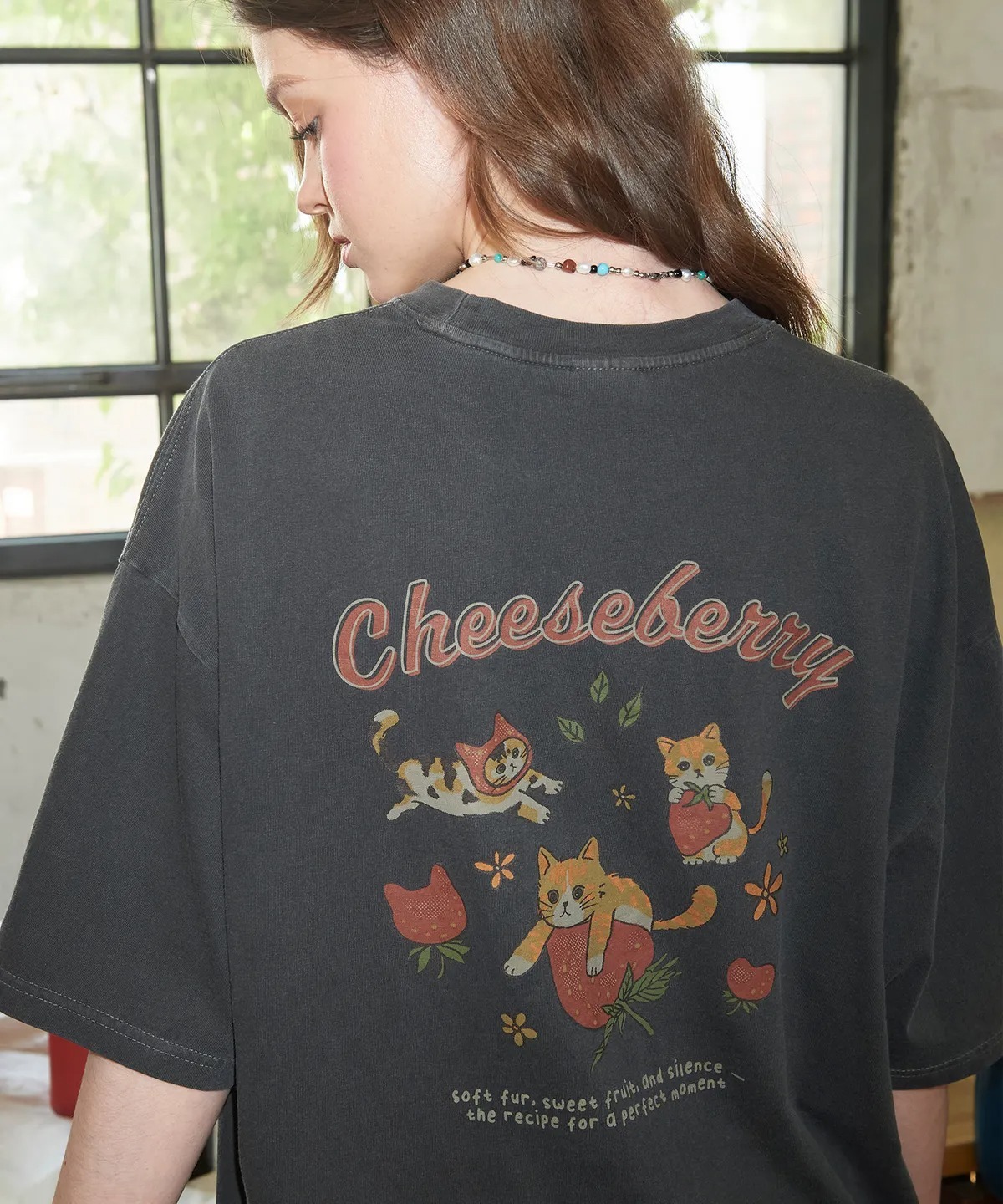 CPGN STUDIO Cheese Berry Pigment T-Shirt