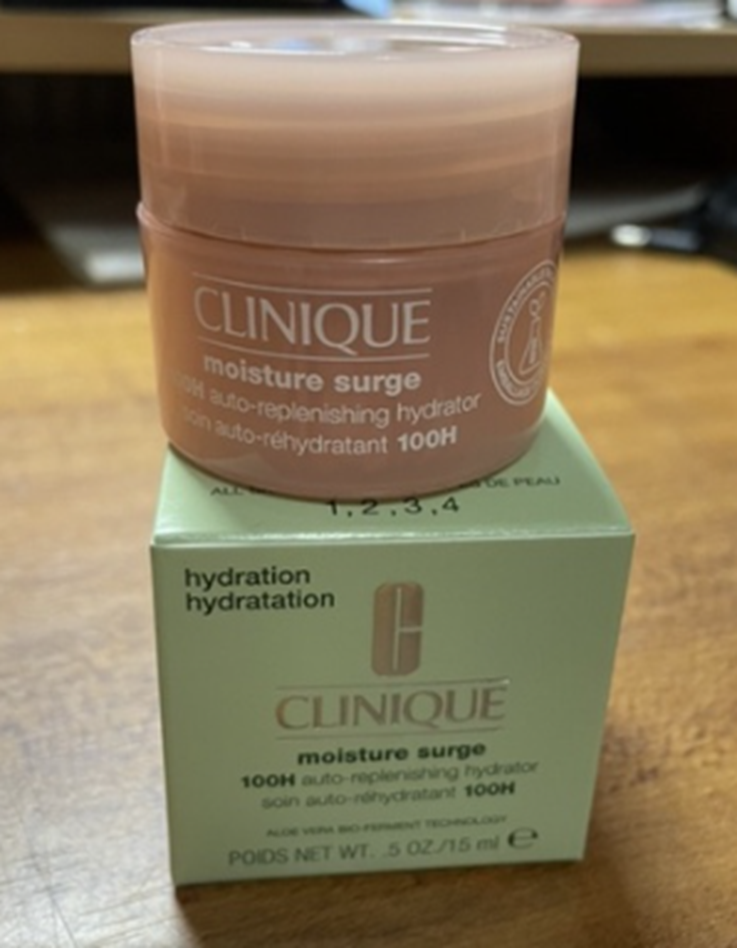 XU044 Clinique 水磁場面霜15ml Exp: 2027.09