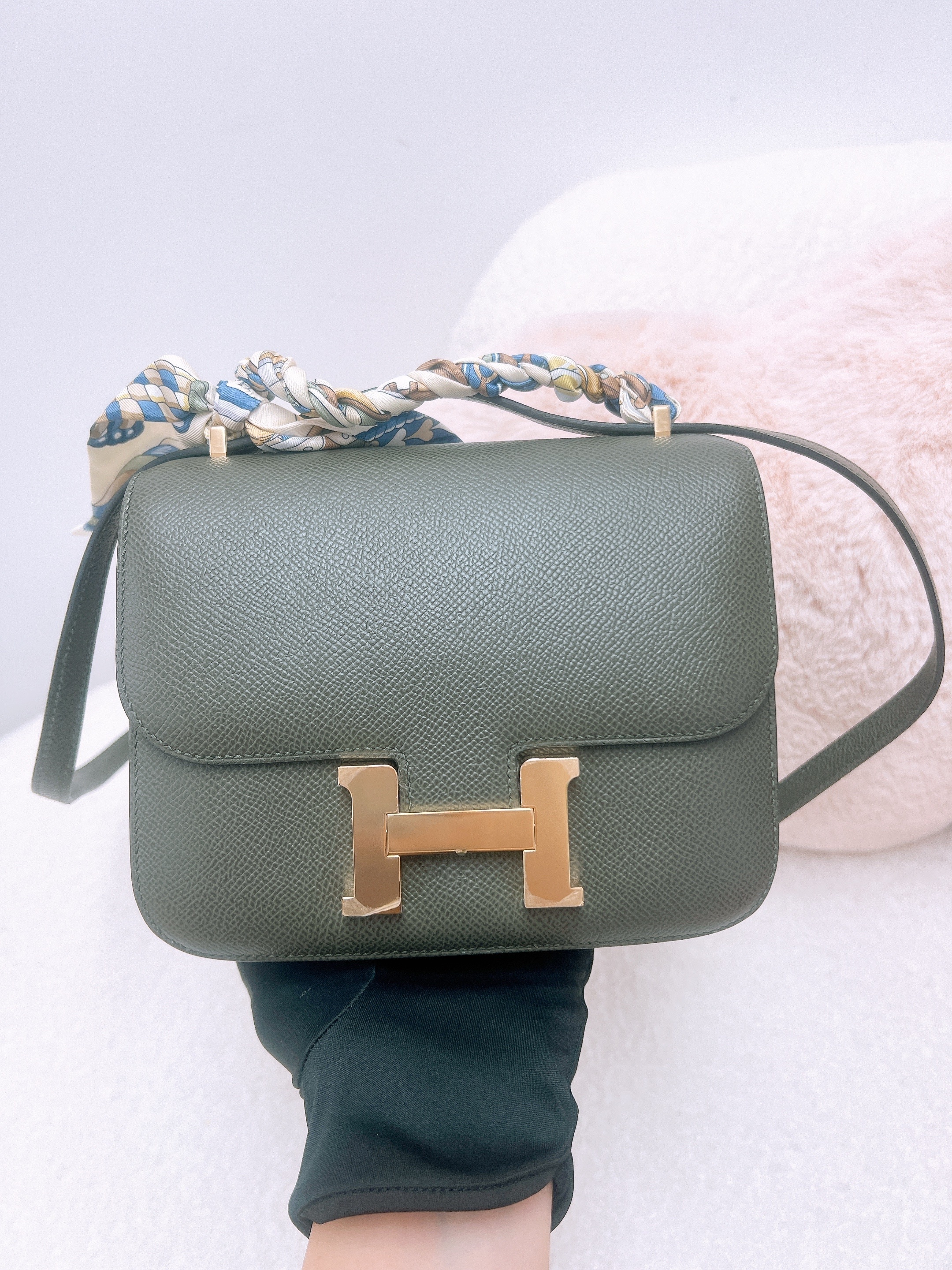 Hermes mini constance (grey green/ light gold/ stamp U)