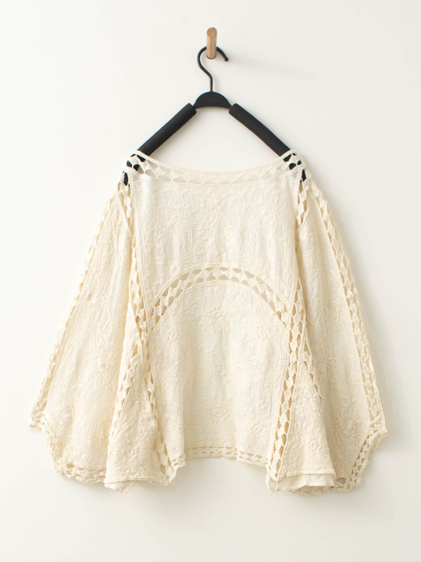 波西棉繡花簍空編織罩衫