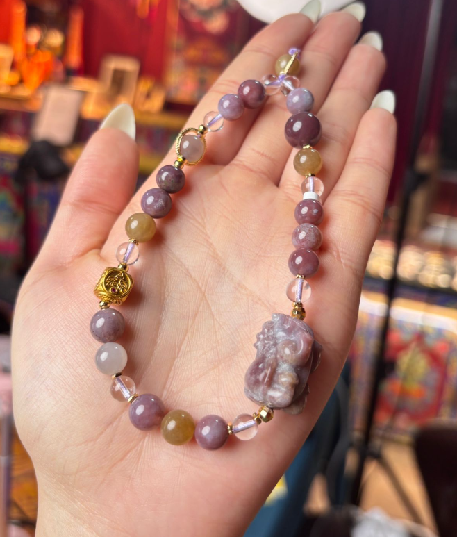 AB260403-G93-紫雲赤焰貔貅乾坤玉手機掛（包龍虎山開光，需客戶留中文名，性別，出生年月日）（一物一證書）(預計5月尾到貨)(只限尖沙咀門市自取不包郵)