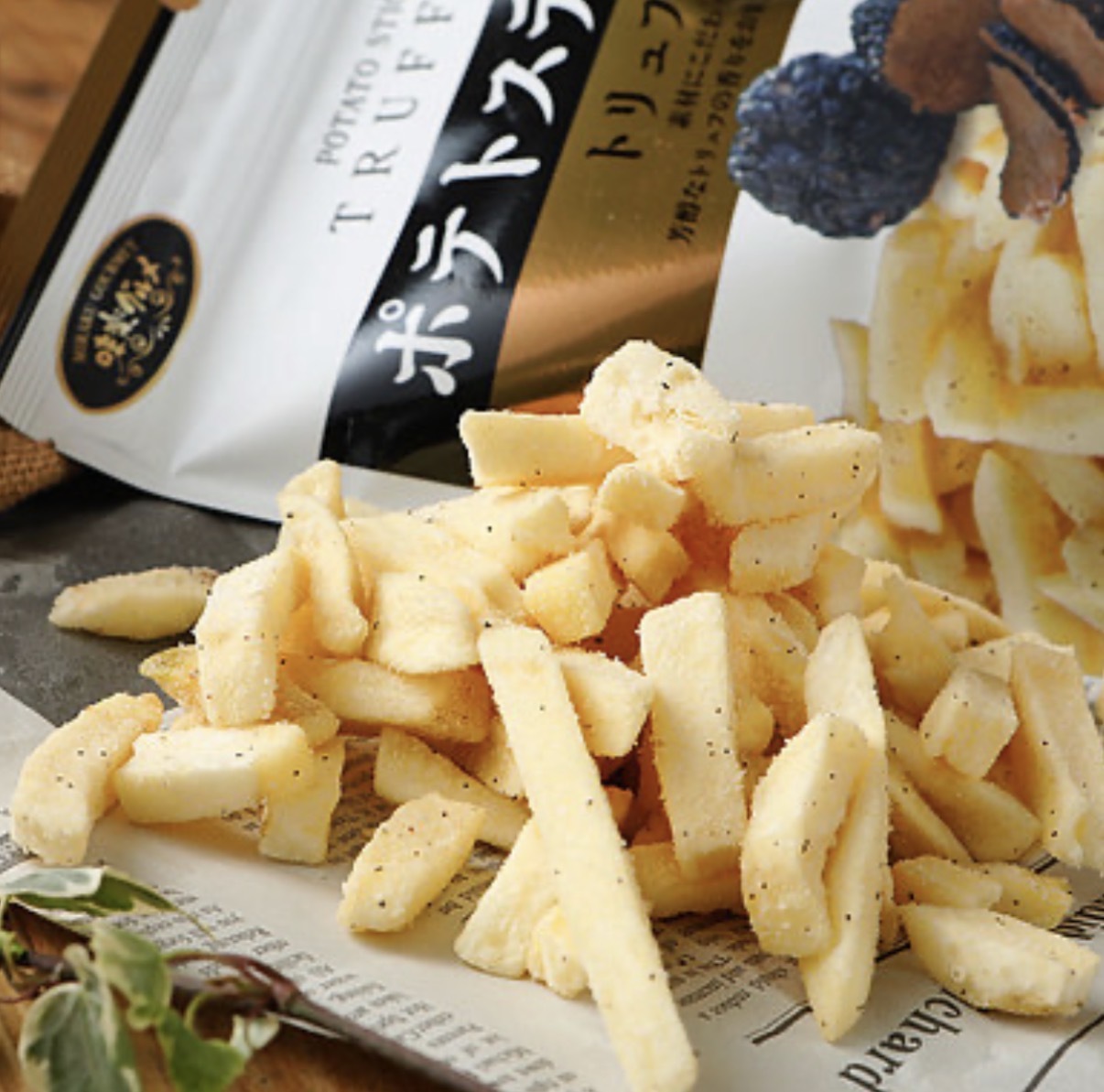 【日本人氣】JP 黑松露風味粗薯條 145g 9907 TK260404