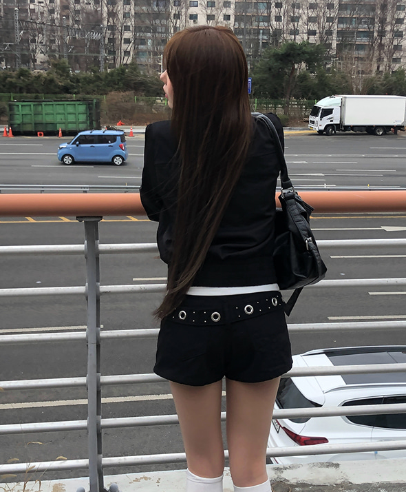 anyonemore 鉚釘腰帶短褲 鉚釘短褲