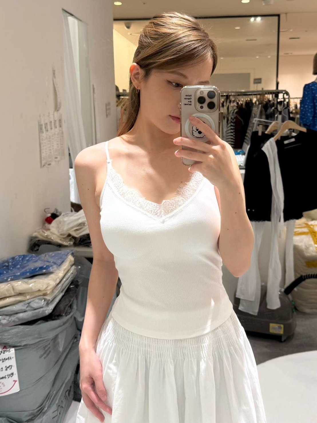 蕾絲V領吊帶BRA TOP