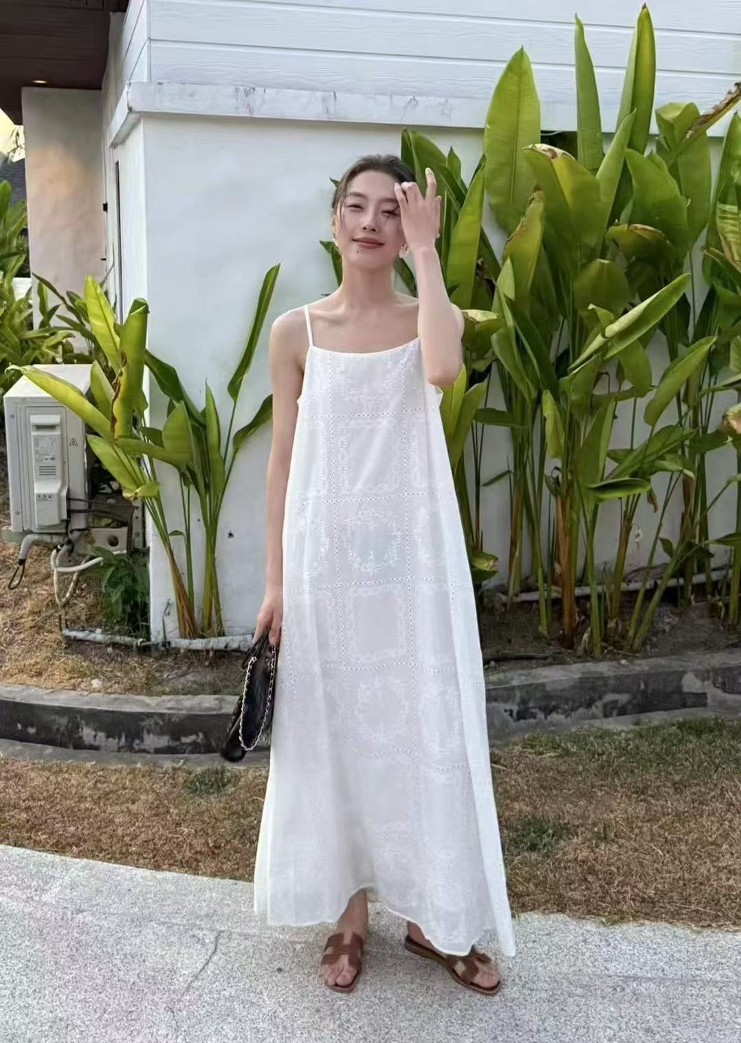 白色蕾絲框布度假長洋裝