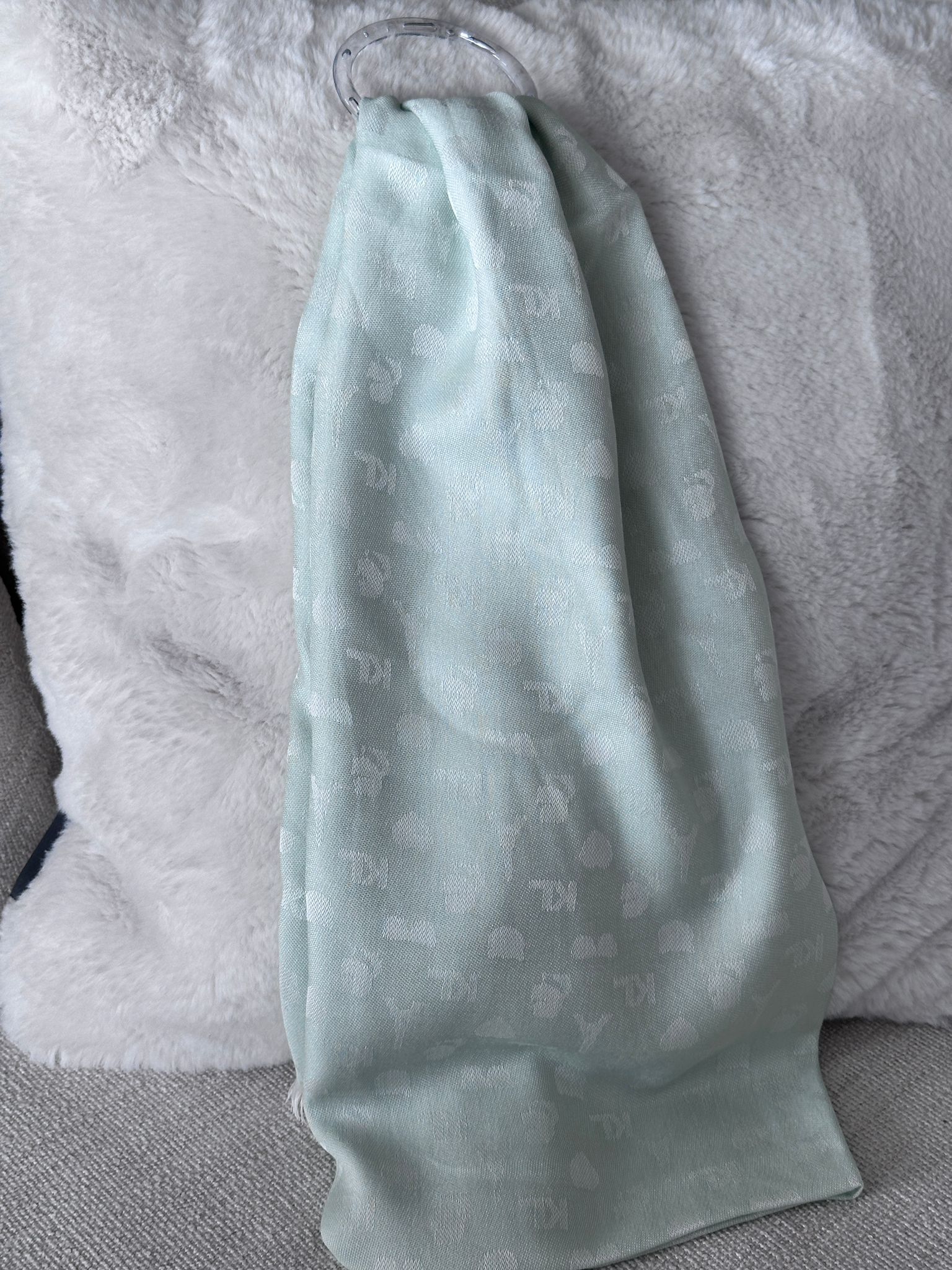 RY01 KL 薄荷綠色絲巾 (心心+巴黎鐵塔)