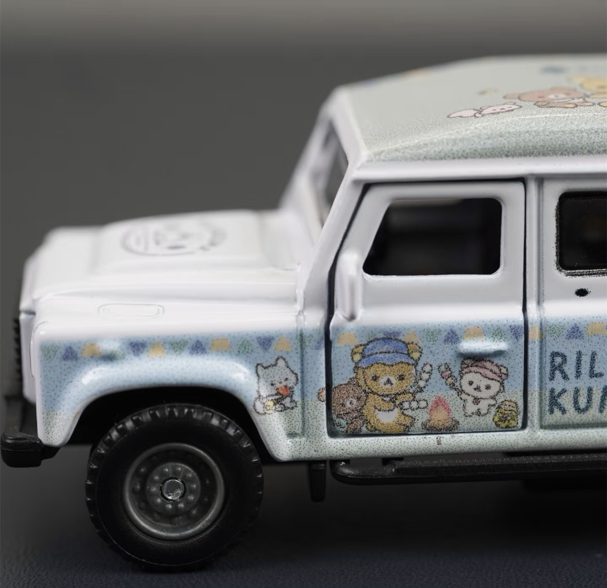 香港合金車/迴力車 - 鬆弛熊 吉普車