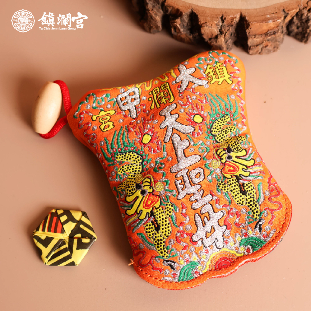 日月扇擋車關鑰匙圈（八卦符令）_U【鎮瀾宮】