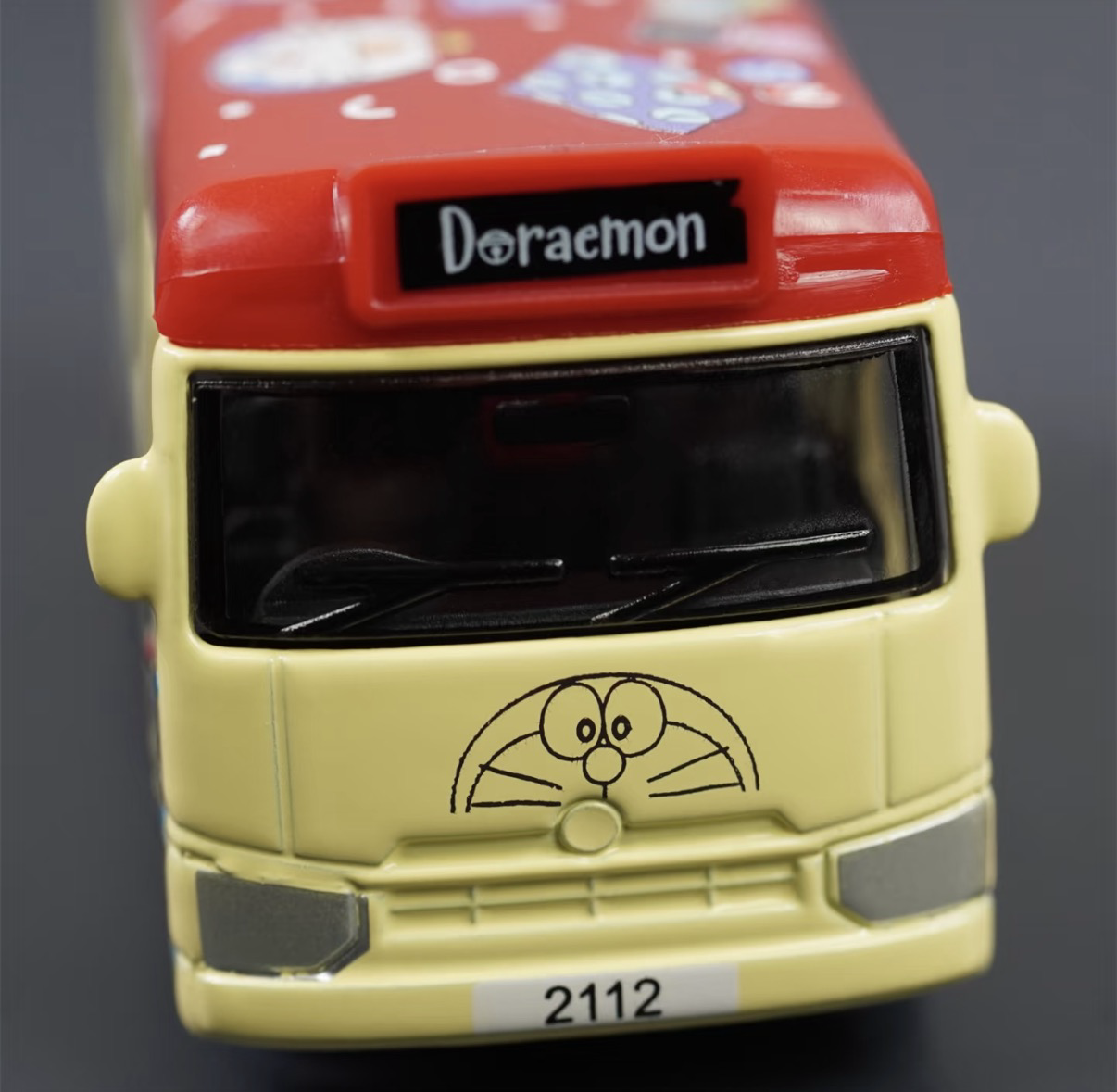香港合金車/迴力車 - 多啦A夢 紅色小巴