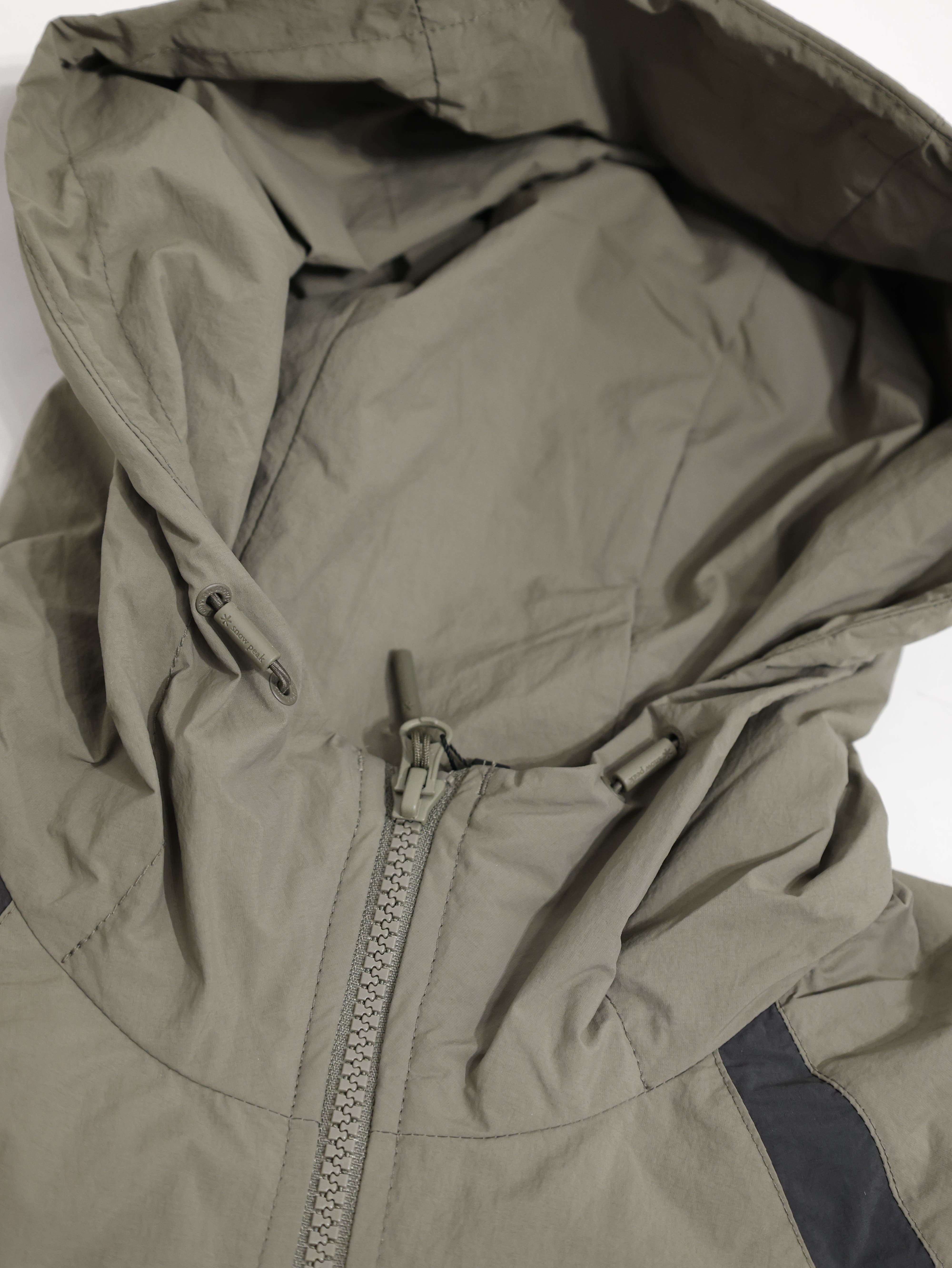 Snow Peak 輕量 Taslan 拼色 連帽防風外套 SKS26SULWB56