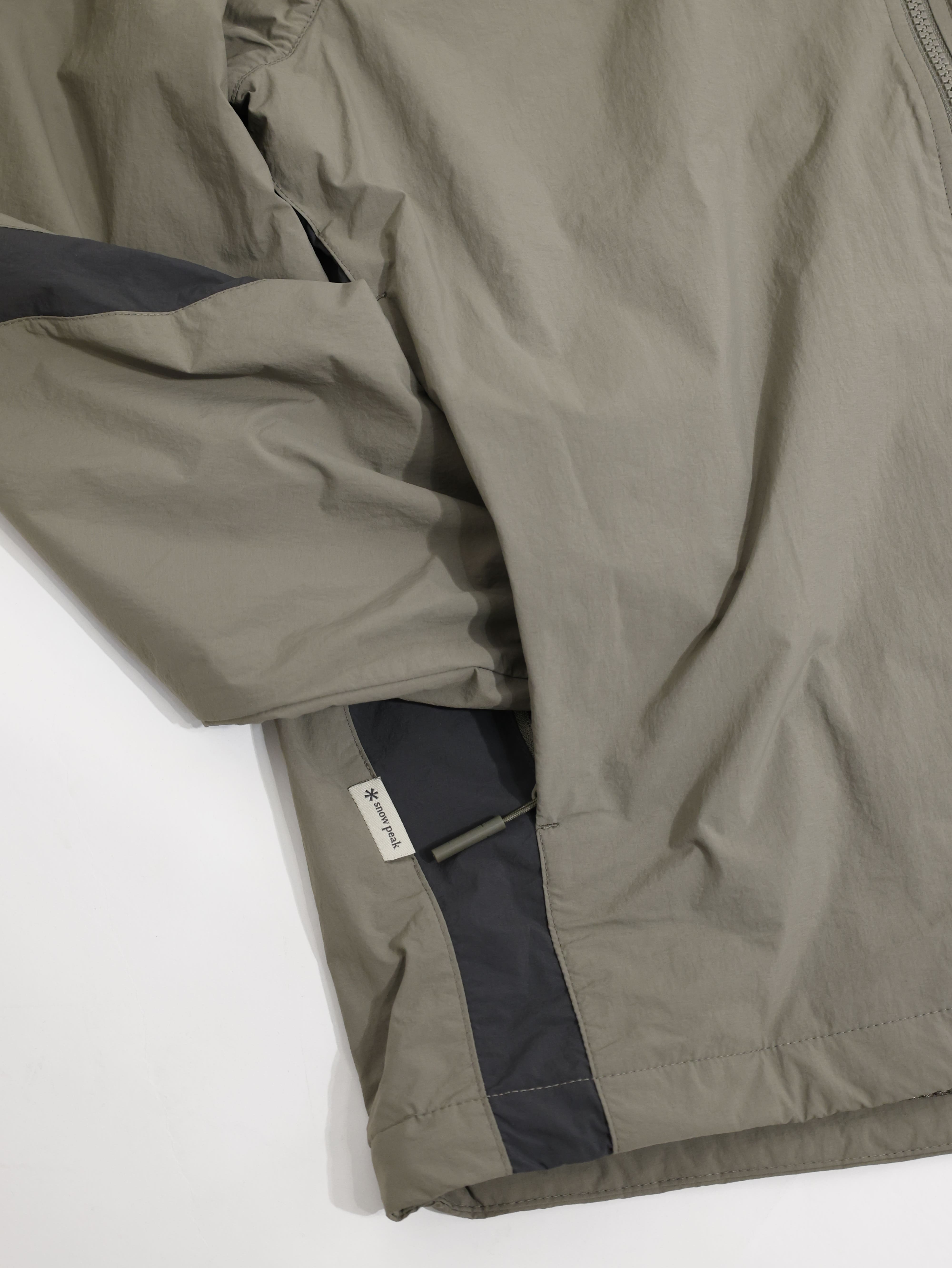 Snow Peak 輕量 Taslan 拼色 連帽防風外套 SKS26SULWB56