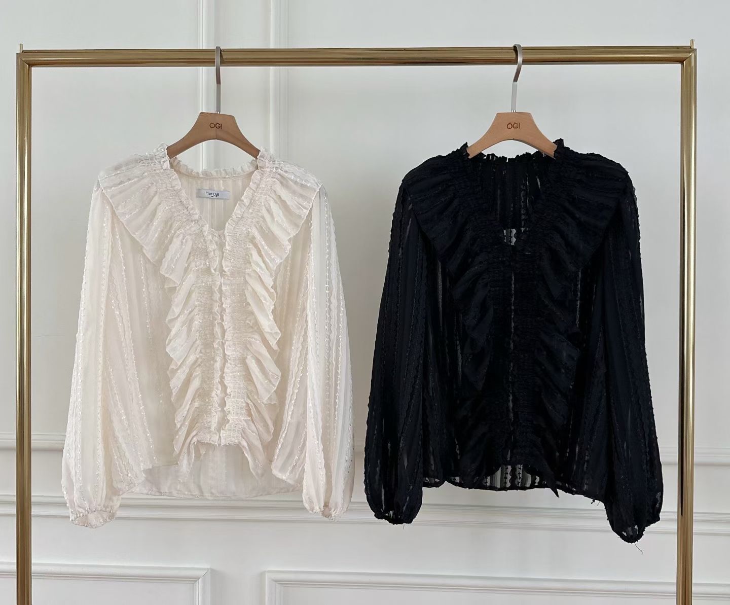 OG6025 立體刺綉荷葉Ruffle V領上衣