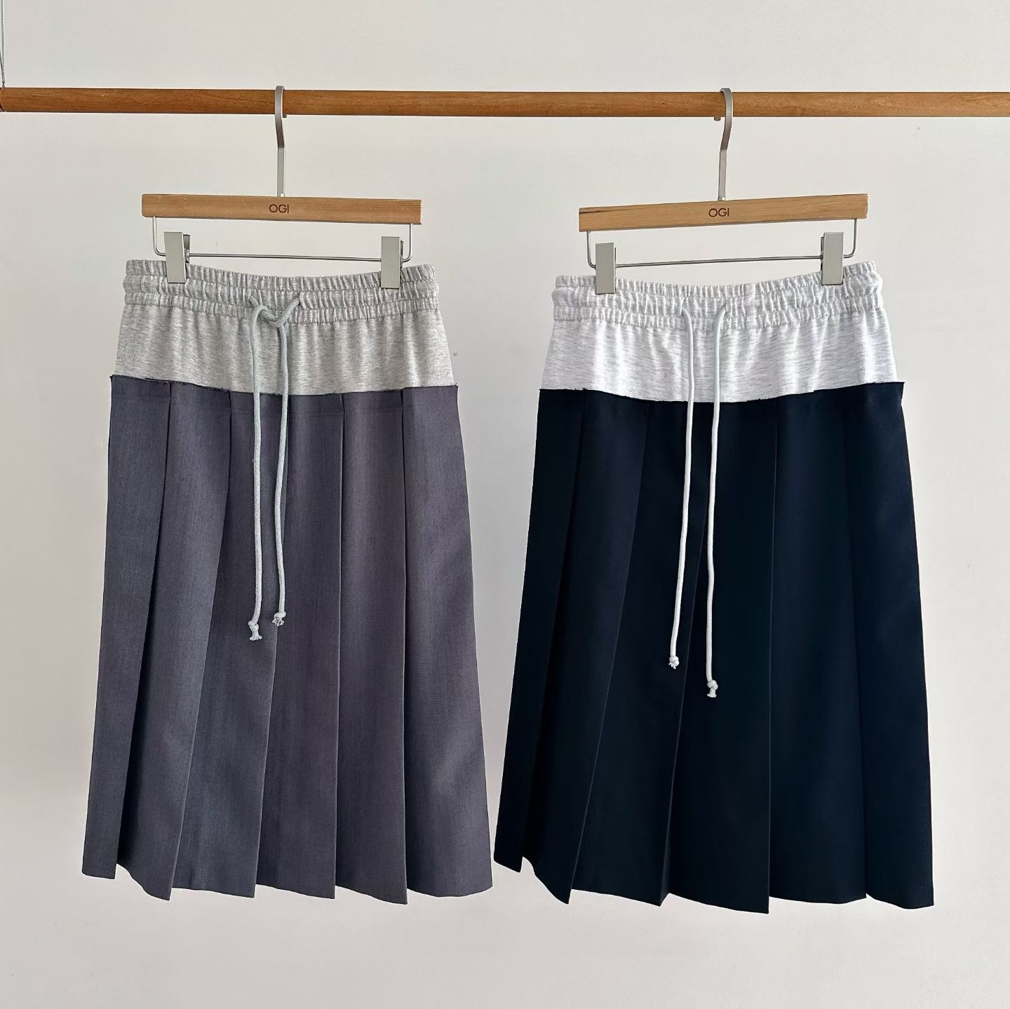 OG6029 材質拼接橡筋腰百褶長裙