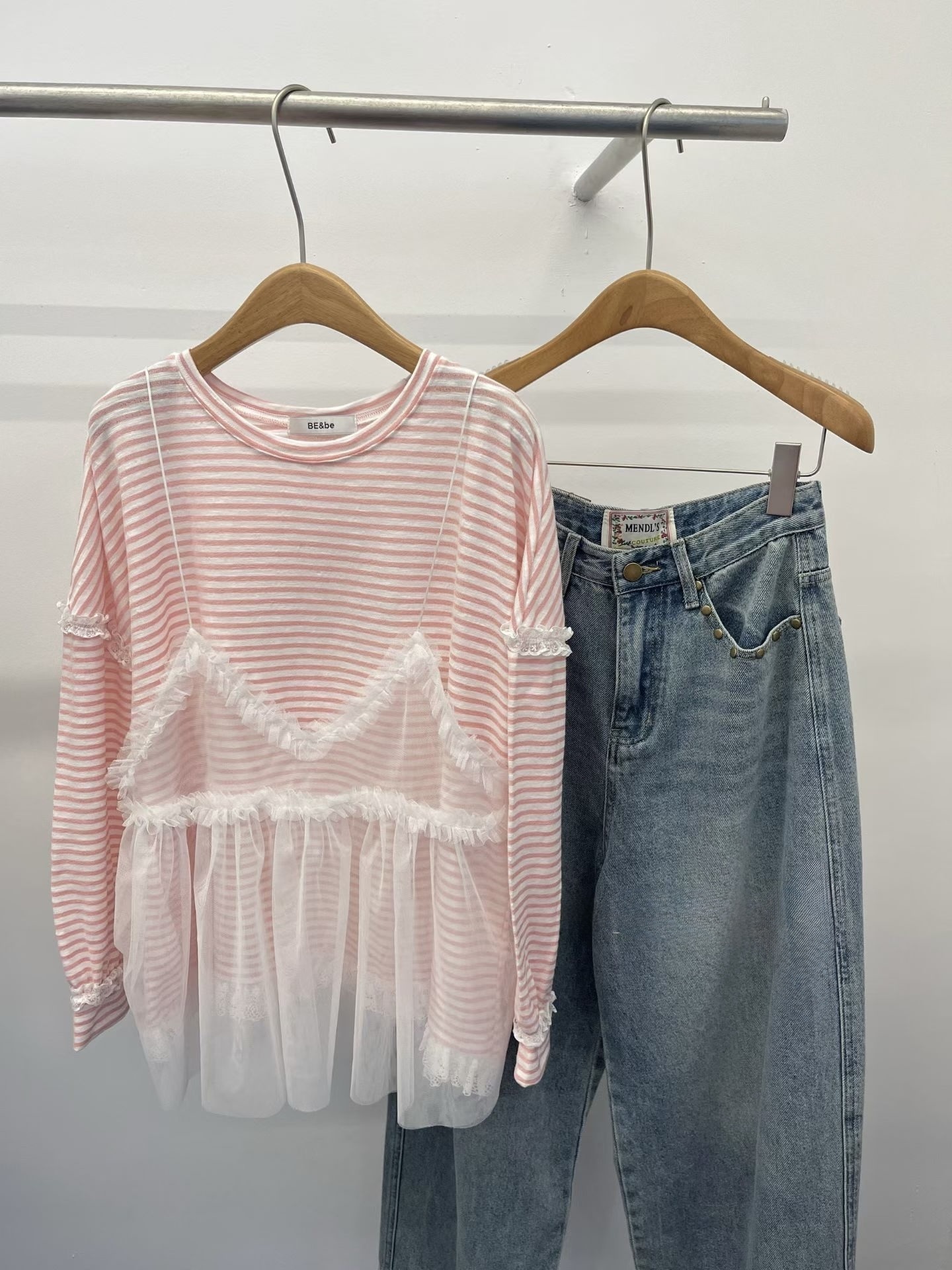 W00162高品質細肩蕾絲吊帶上衣