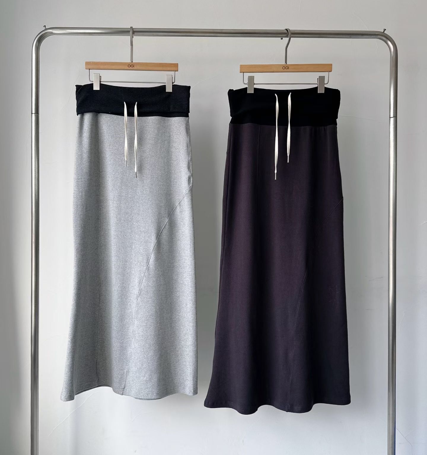 OG6038 高腰撞色車綫收腰半身裙