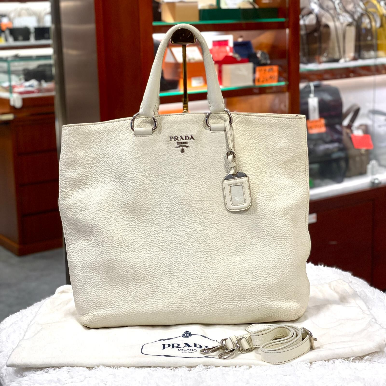 85%NEW二手PRADA TOTE BAG, VITELLO DAINO 普拉達單肩大袋, 白色牛皮 #香榭站正品