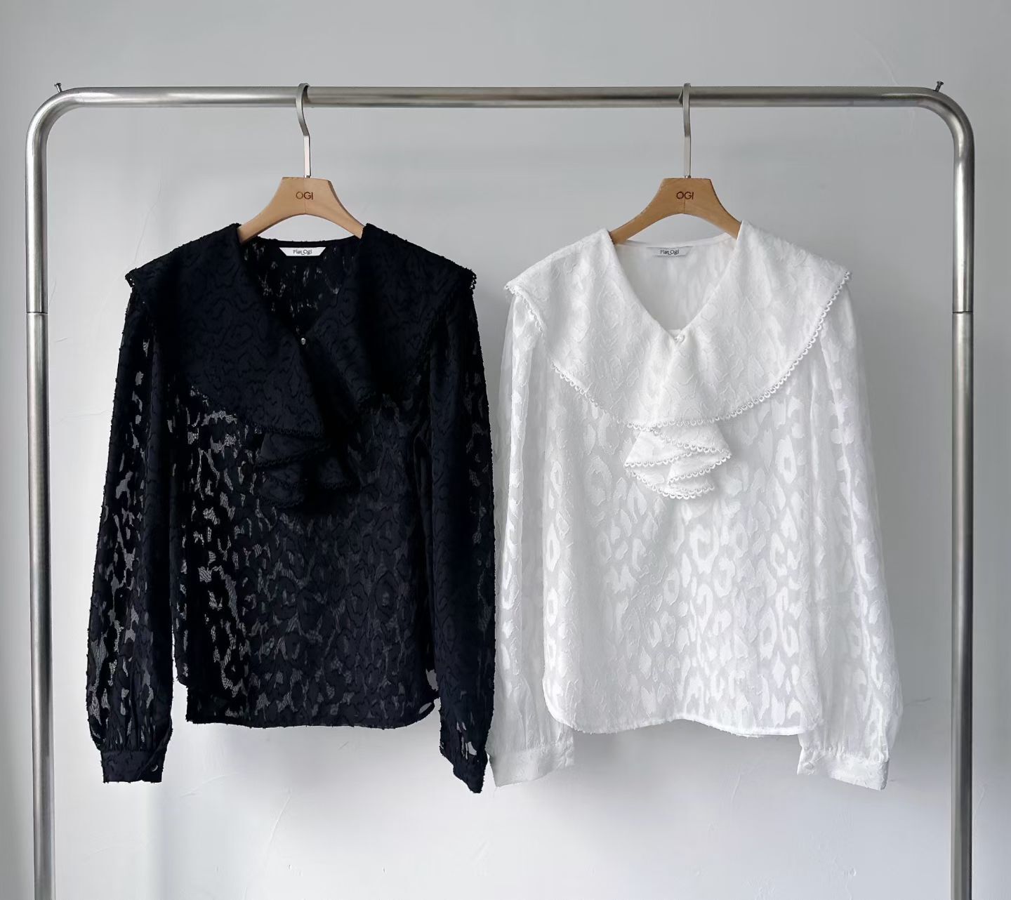 OG6040 披肩領豹紋微透上衣