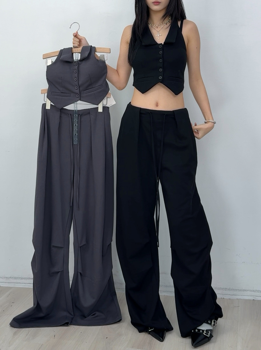 B33火辣掛脖休閒套裝