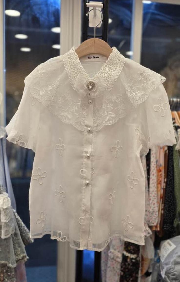 D08  胸44長24 $479 (一口價)