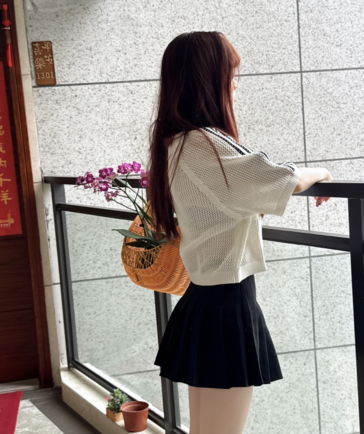 【OWN】Adidas 短袖 POLO 上衣 女版 短版 寬鬆 針織 三葉草 限定 短TEE 米白色