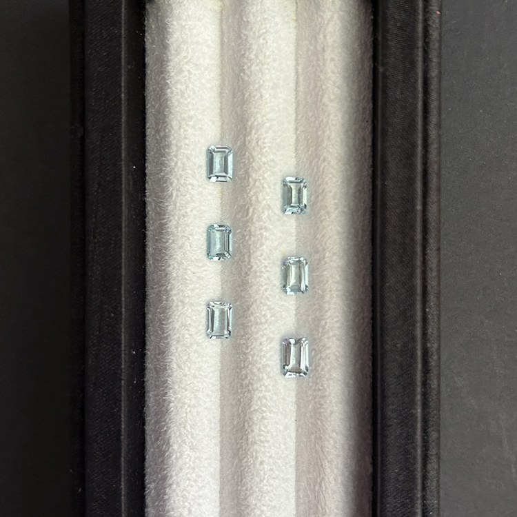 海藍寶石 Aquamarine/0.38-0.61克拉