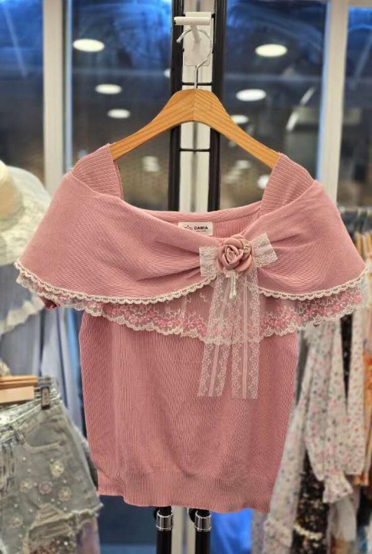 D14  胸36-53 長21.5 $419 (一口價)