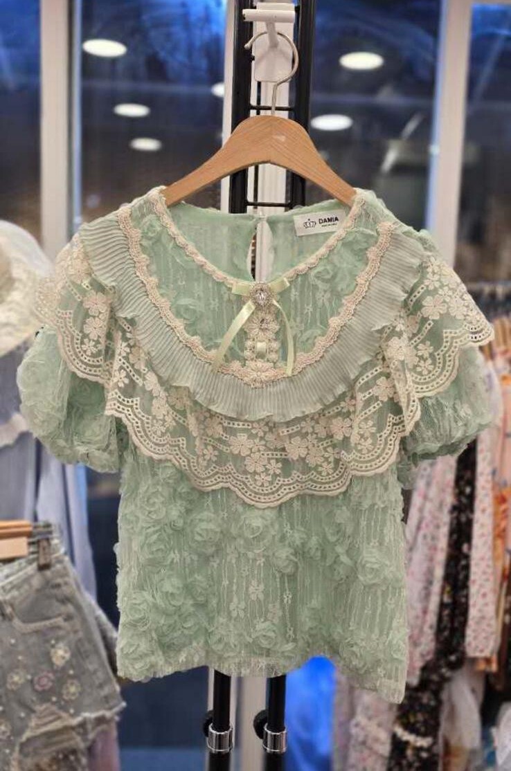 D16  胸38-46 長19.5 $439 (一口價)