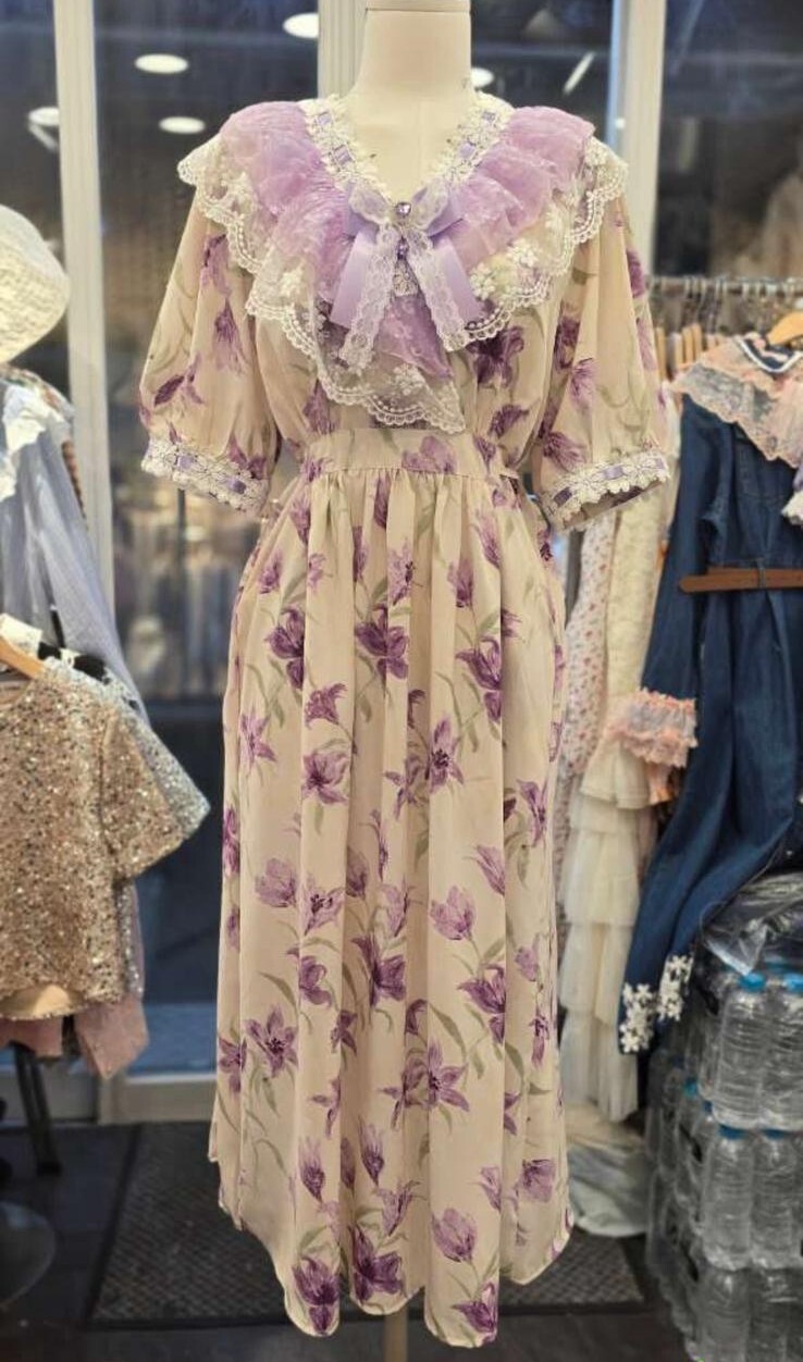 D19  胸46腰40長46 $489 (一口價)