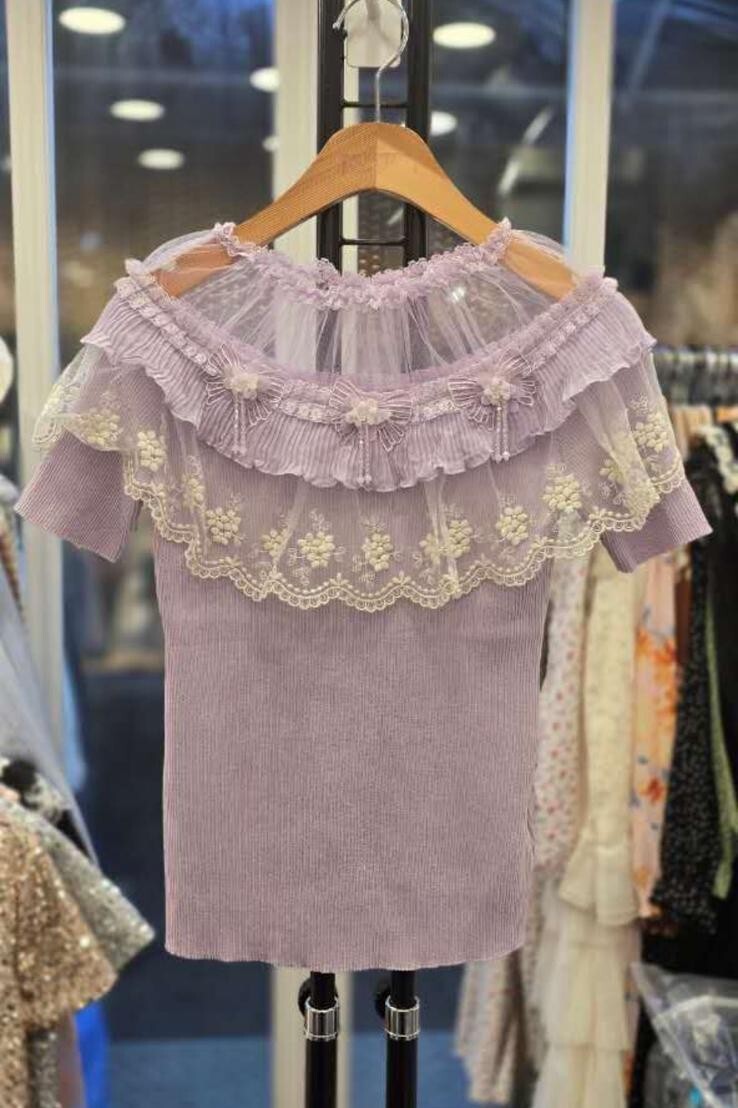 D20  胸32-54長21 $409 (一口價)