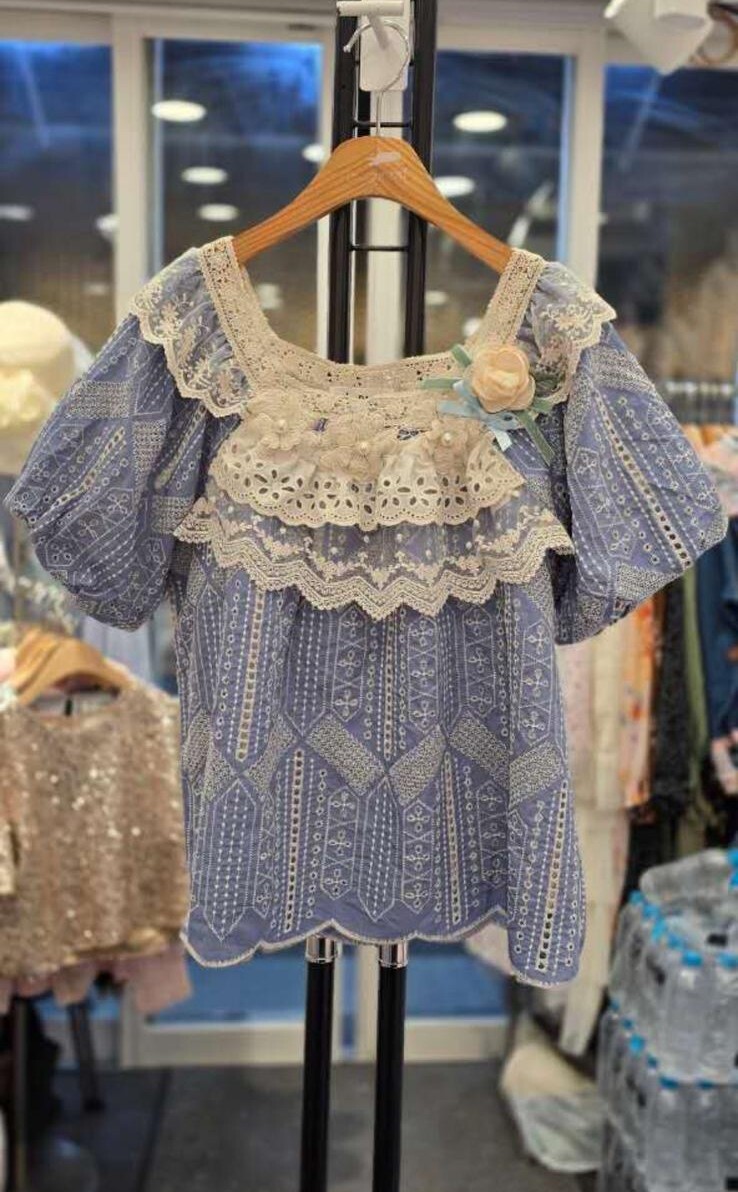 D23  胸46長21 $439 (一口價)