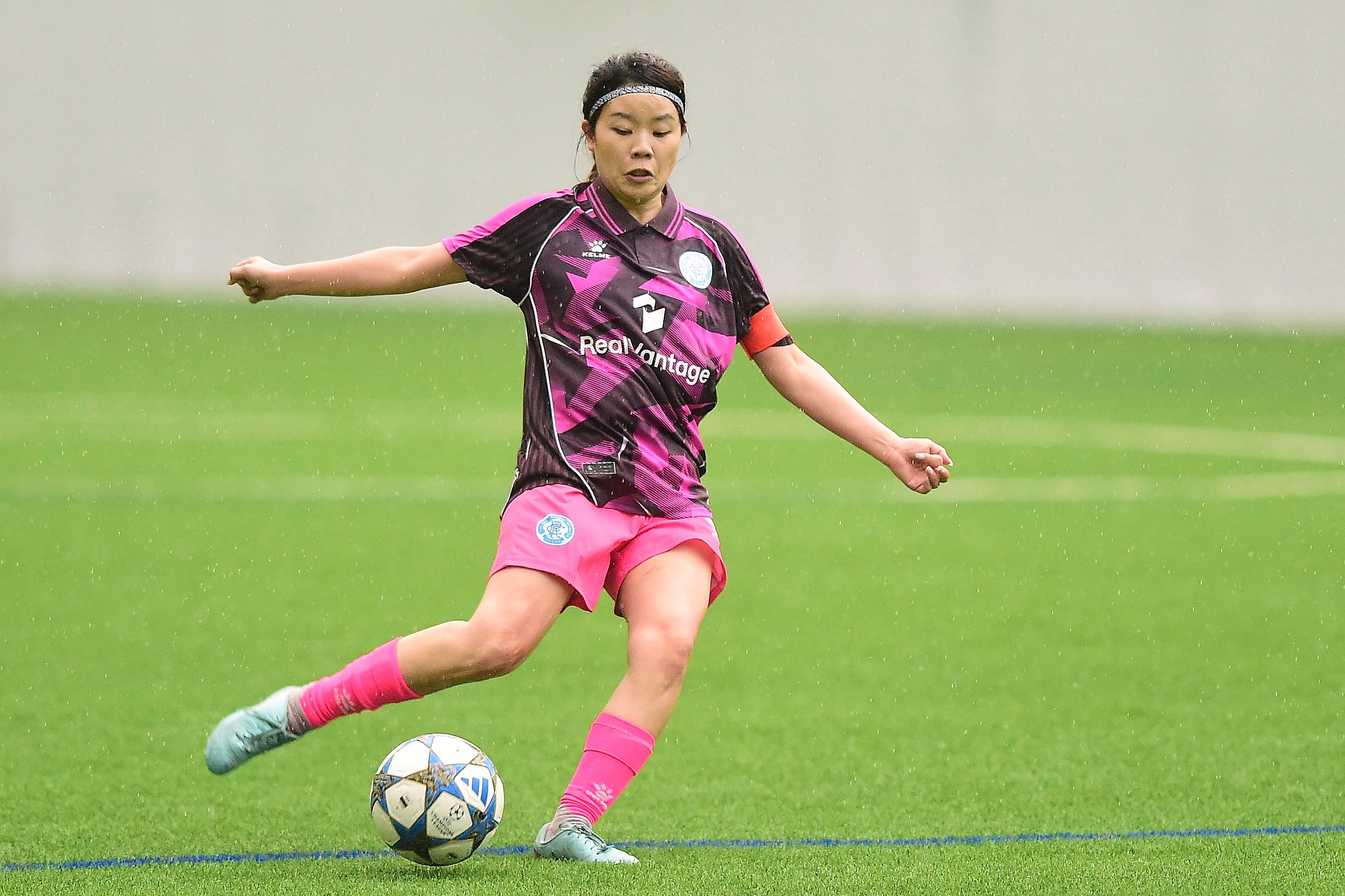 標準流浪女子隊 別注版球衣 【場區粉紅色】