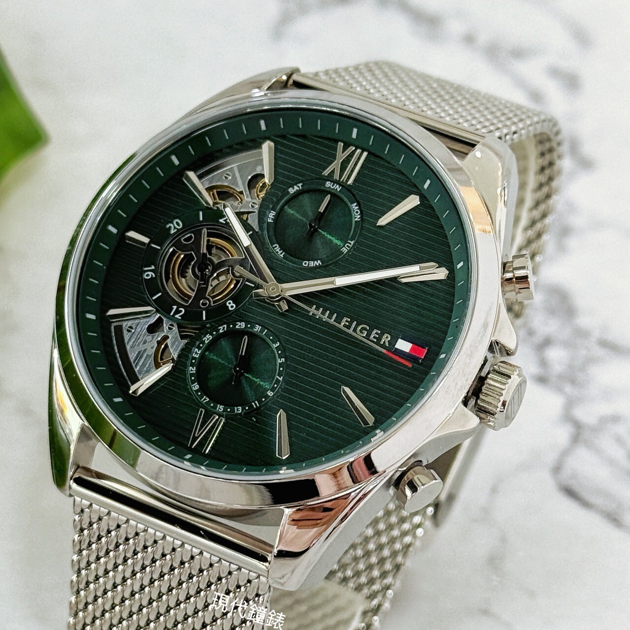 【Tommy Hilfiger】美式風格三眼腕錶 1710647 44mm 現代鐘錶