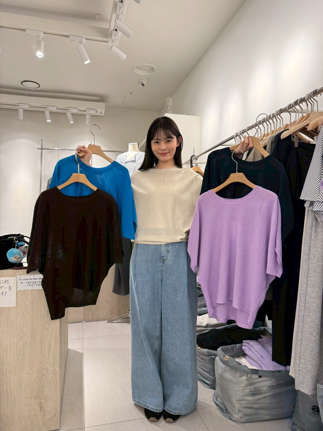 LA6012 薄款透氣百搭Tee