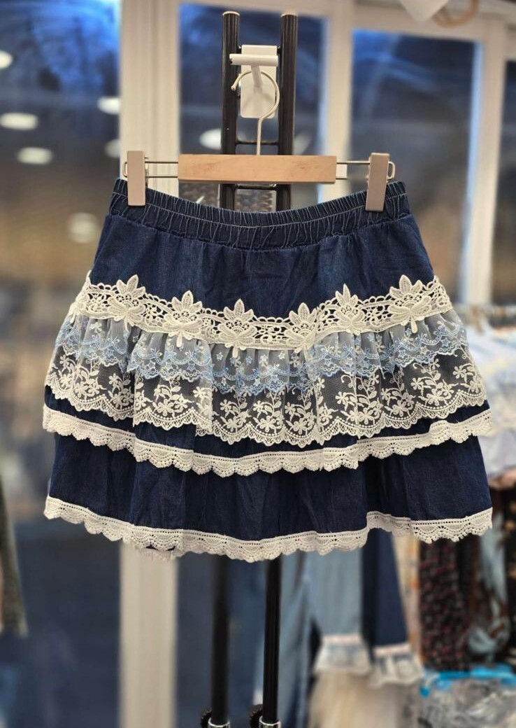 D40  腰26-39 長16 $419 (一口價)