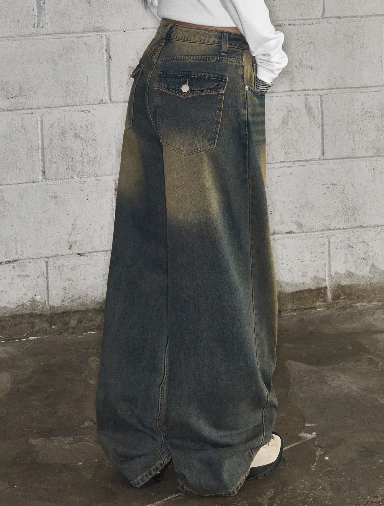 LOOXP 水洗口袋基本款寬版長褲 9608-2