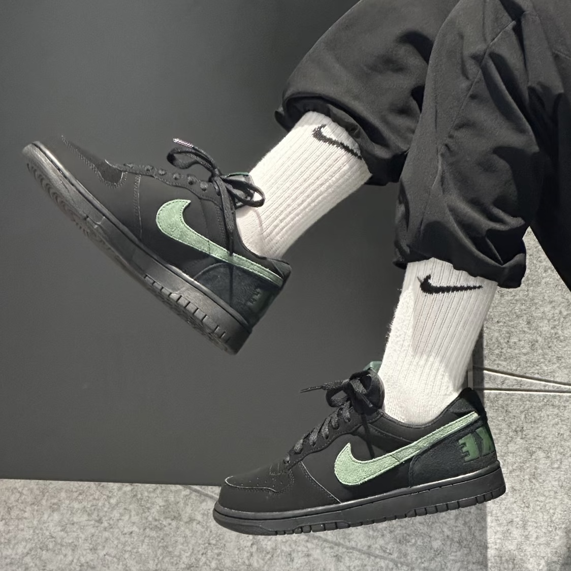 NIKE BIG LOW LUX 黑綠 墨綠 麂皮 休閒 滑板鞋 男鞋 854166-008